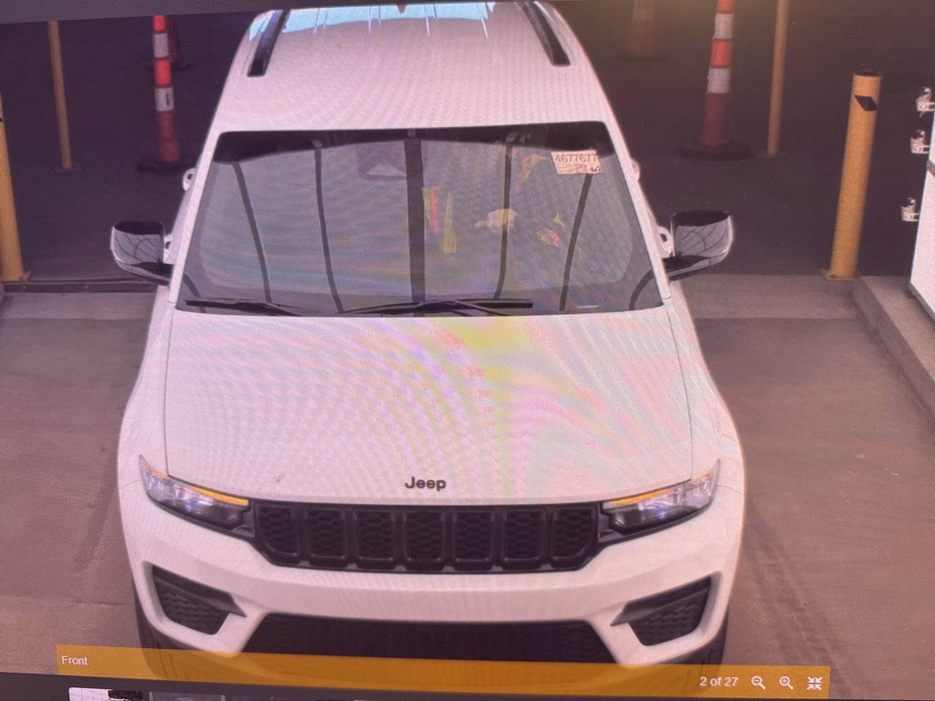 Used 2024 Jeep Grand Cherokee Altitude with VIN 1C4RJHAG1RC257923 for sale in Kansas City