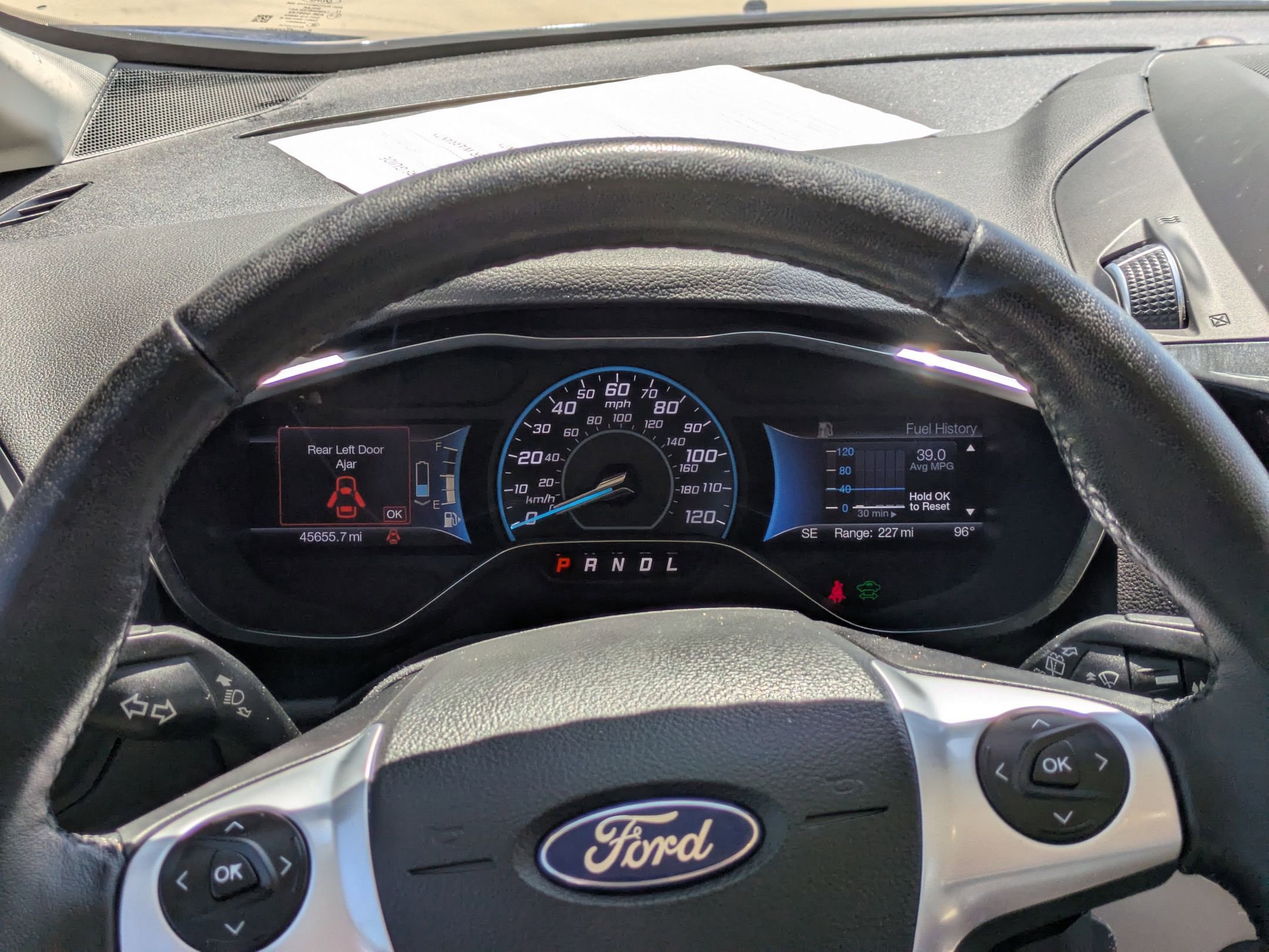 2016 Ford C-Max Energi SEL photo 23