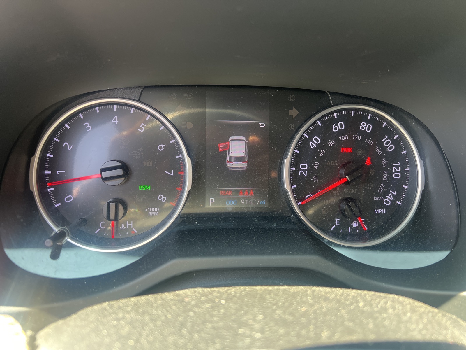 2020 Toyota RAV4 XLE photo 2