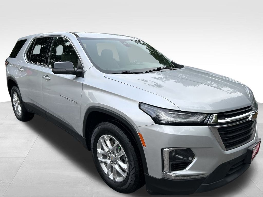 2022 Chevrolet Traverse LS photo 6