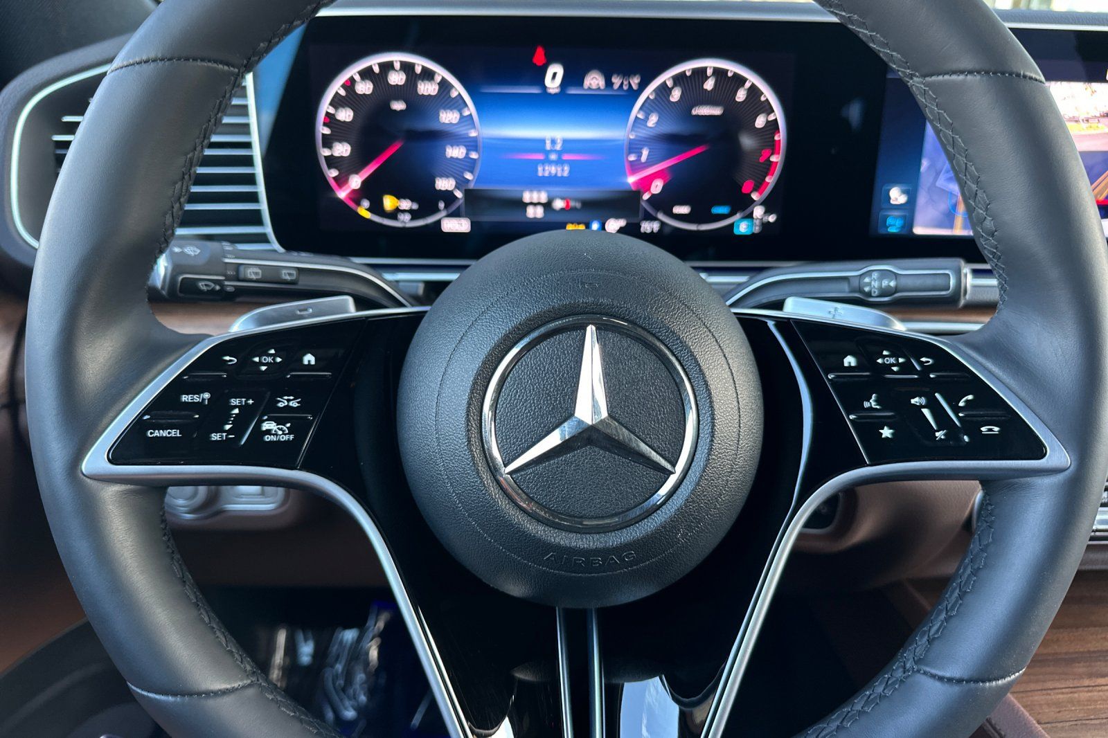 2024 Mercedes Benz GLE 450 4MATIC photo 17