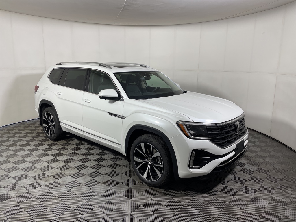 2026 Volkswagen Atlas SEL Premium R-Line's photo