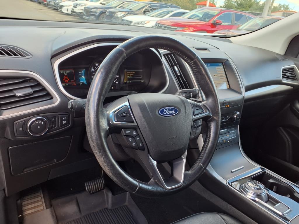 2019 Ford Edge SEL photo 21