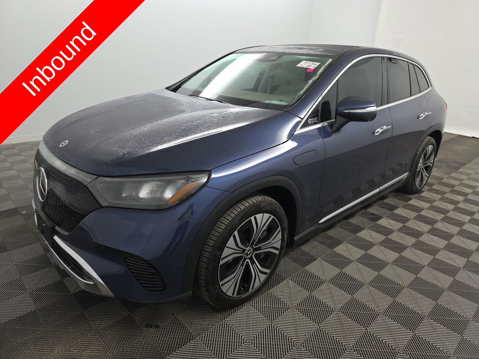 2023 Mercedes-Benz EQE SUV Base's photo