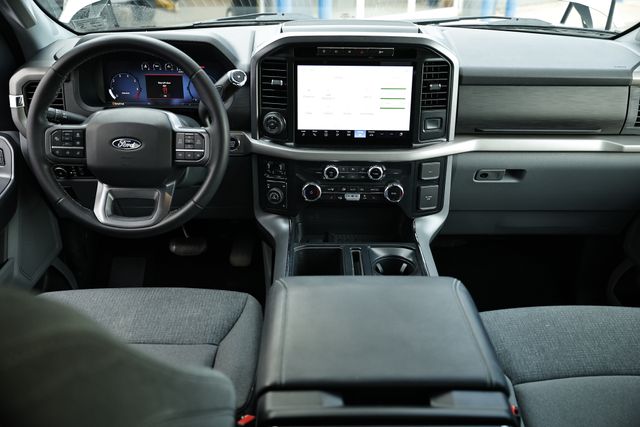 2024 Ford F-150 XLT photo 27