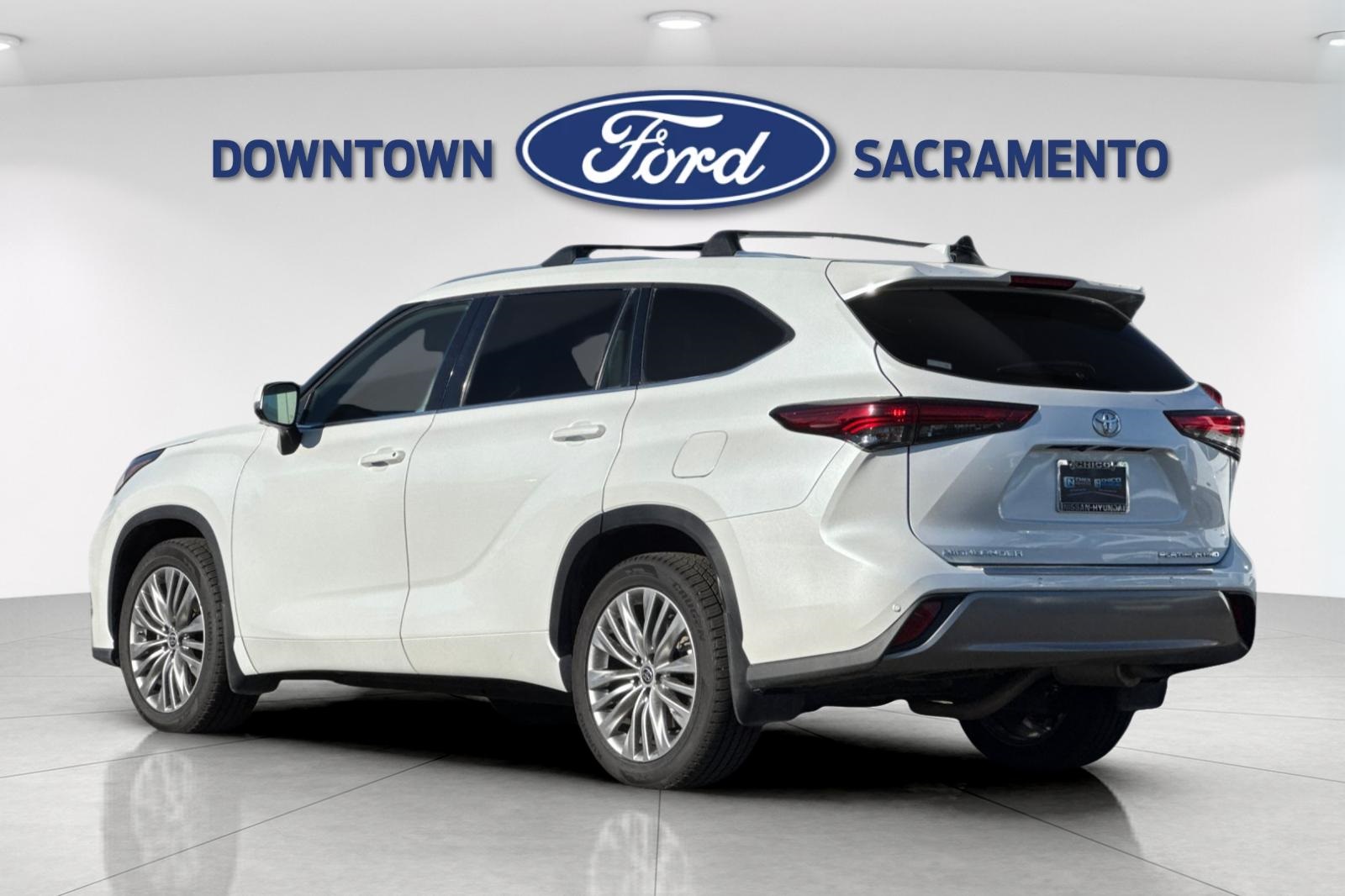 2022 Toyota Highlander Platinum photo 6