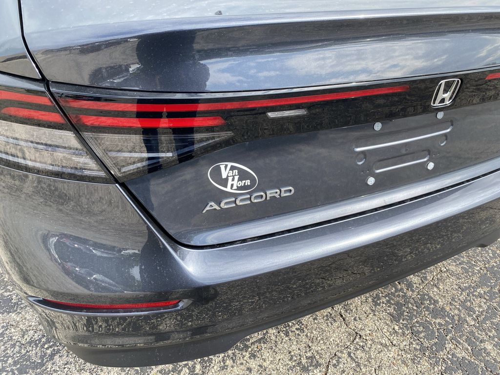 2025 Honda Accord SE photo 31