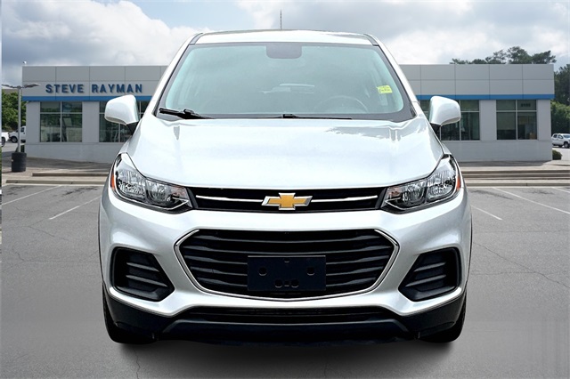 2019 Chevrolet Trax LS photo 2