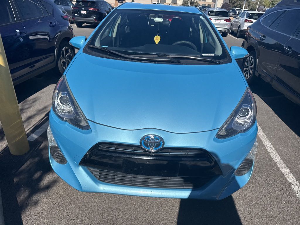 2015 Toyota Prius C Four photo 2