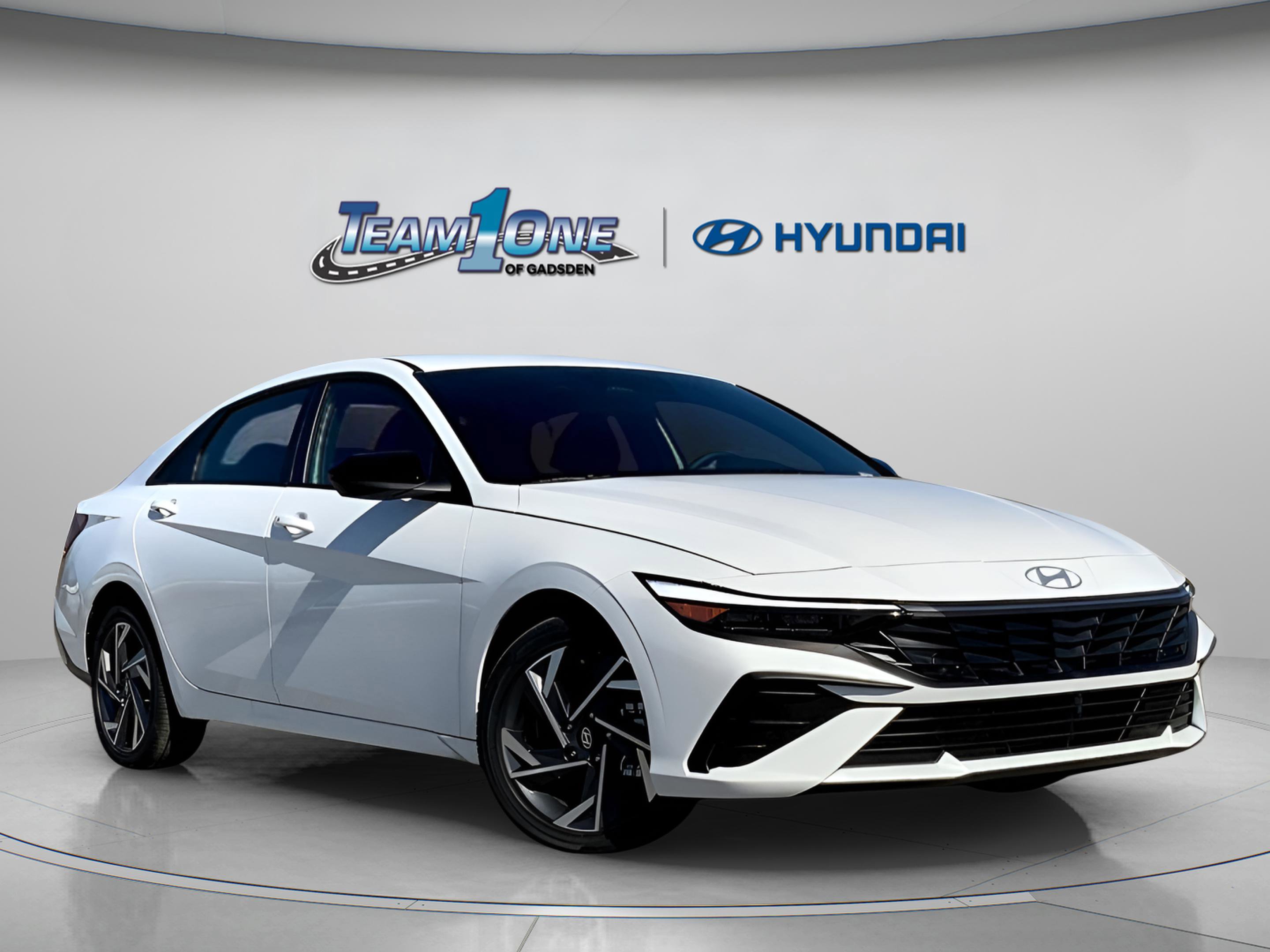 2025 Hyundai Elantra Blue's photo