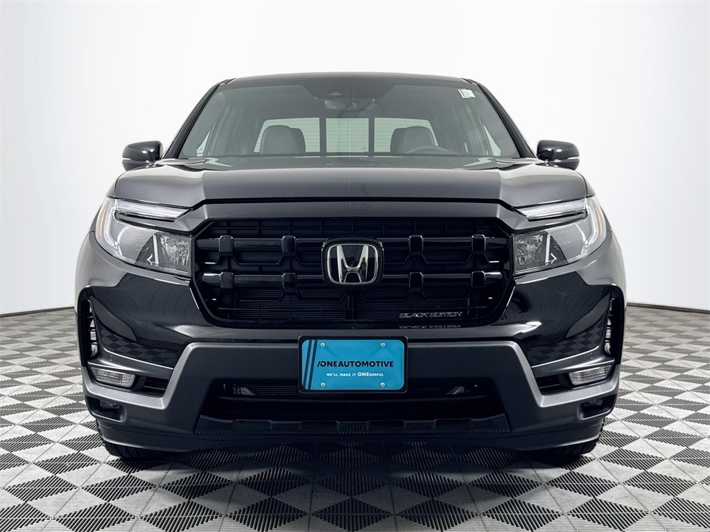 2025 Honda Ridgeline Black Edition photo 2