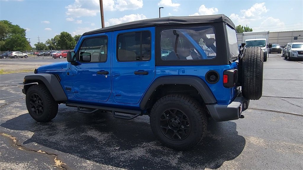 2022 Jeep Wrangler Unlimited Sport photo 4