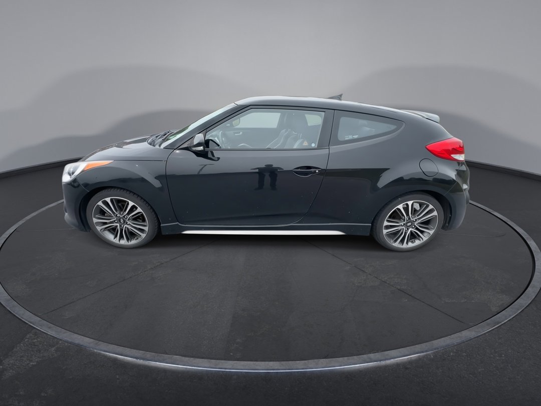 2016 Hyundai Veloster Turbo photo 5
