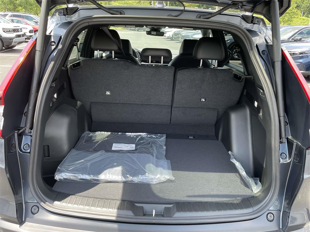 2026 Honda CR-V Hybrid Sport Touring photo 17