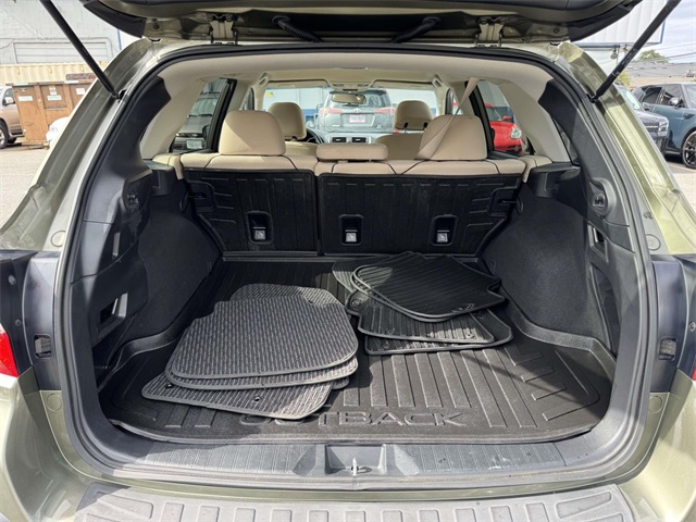 2018 Subaru Outback 2.5i Premium photo 27