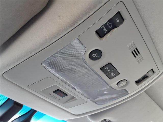 2013 Lexus ES 350 photo 26