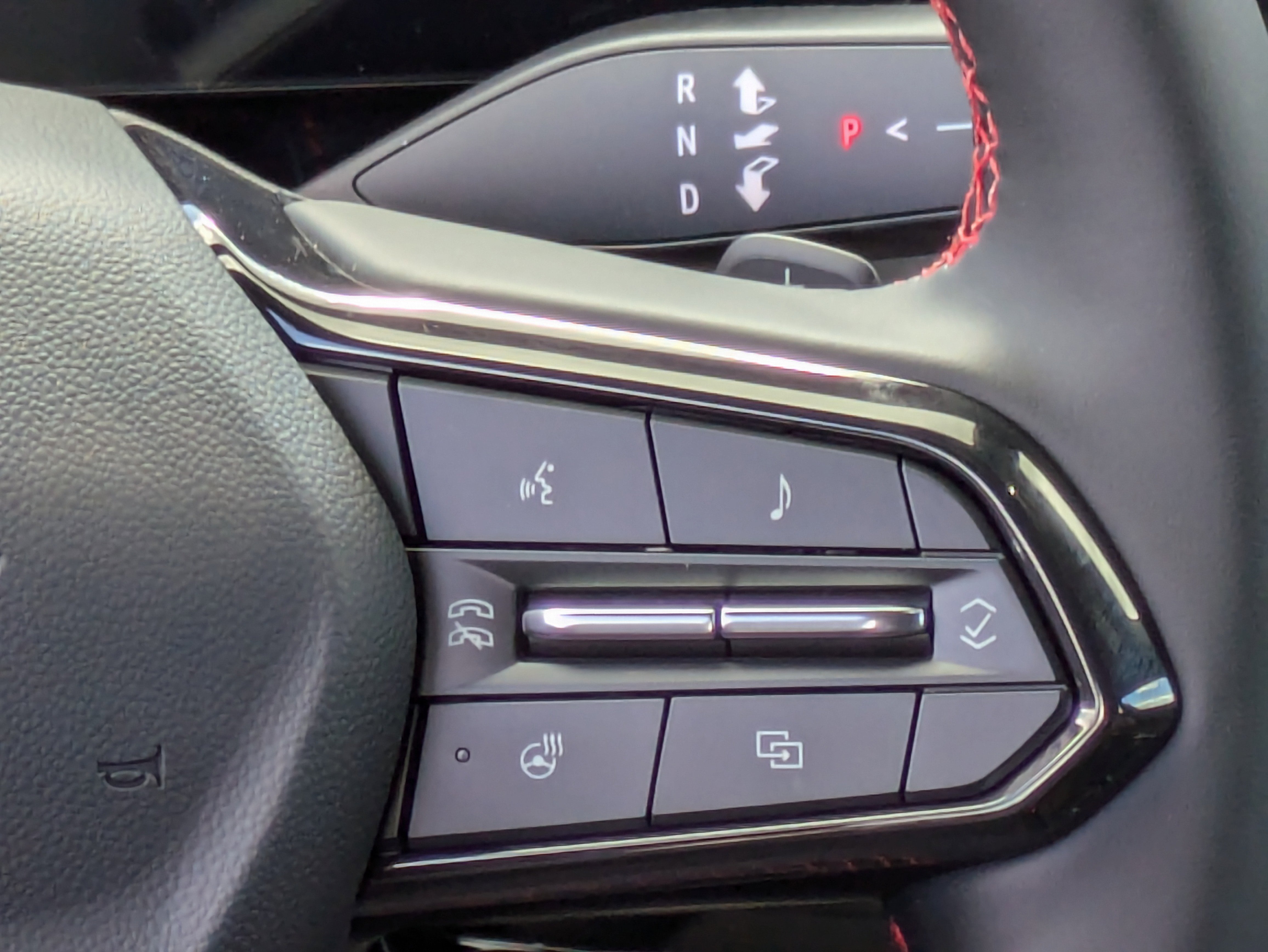 2026 Chevrolet Equinox RS photo 4