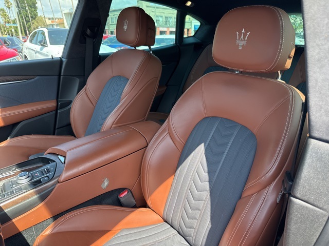 2022 Maserati Levante GT photo 6