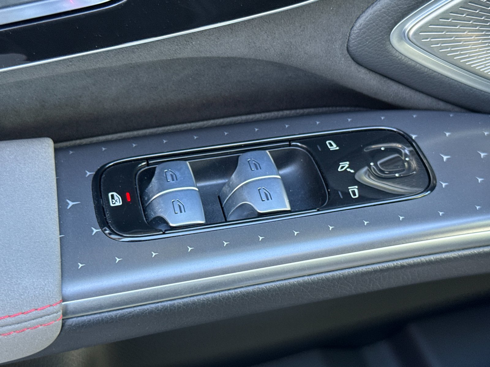 2022 Mercedes Benz EQS Sedan 450 photo 13