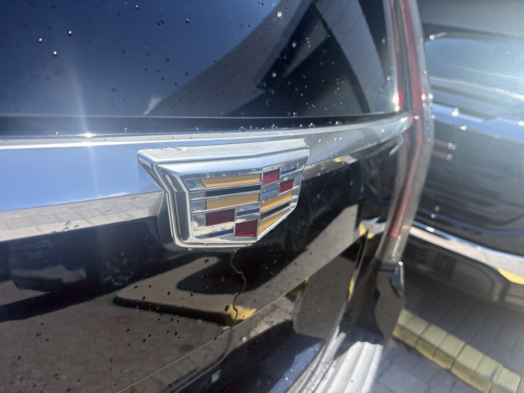 2015 Cadillac Escalade Premium photo 8
