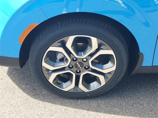 2025 Kia Soul EX photo 2