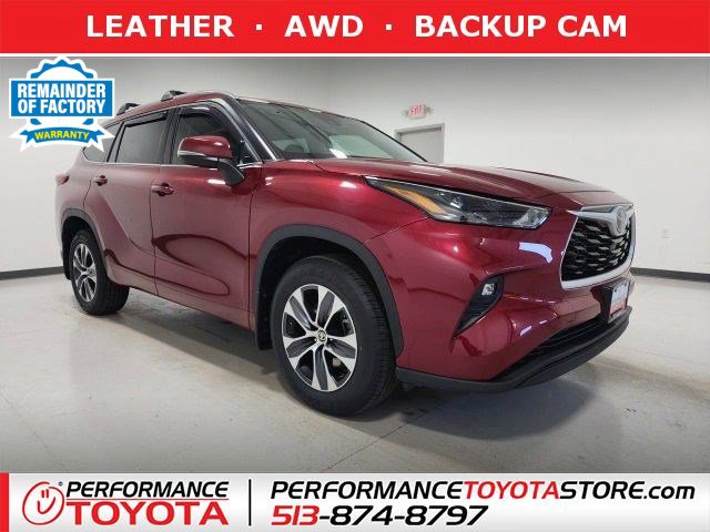 2022 Toyota Highlander XLE's photo