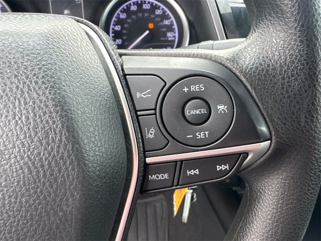 2021 Toyota Camry LE photo 24