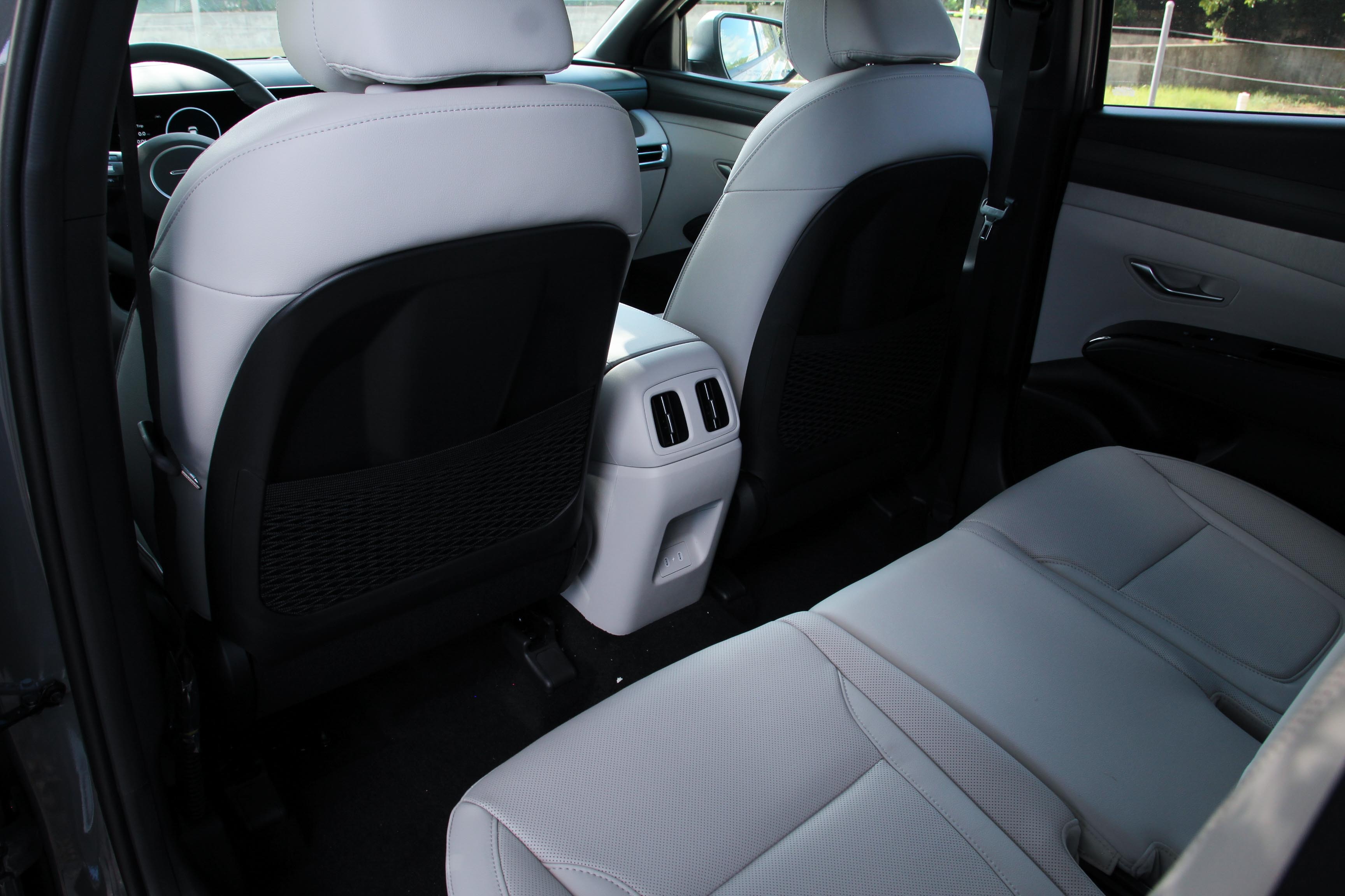 2026 Hyundai Tucson Limited photo 17