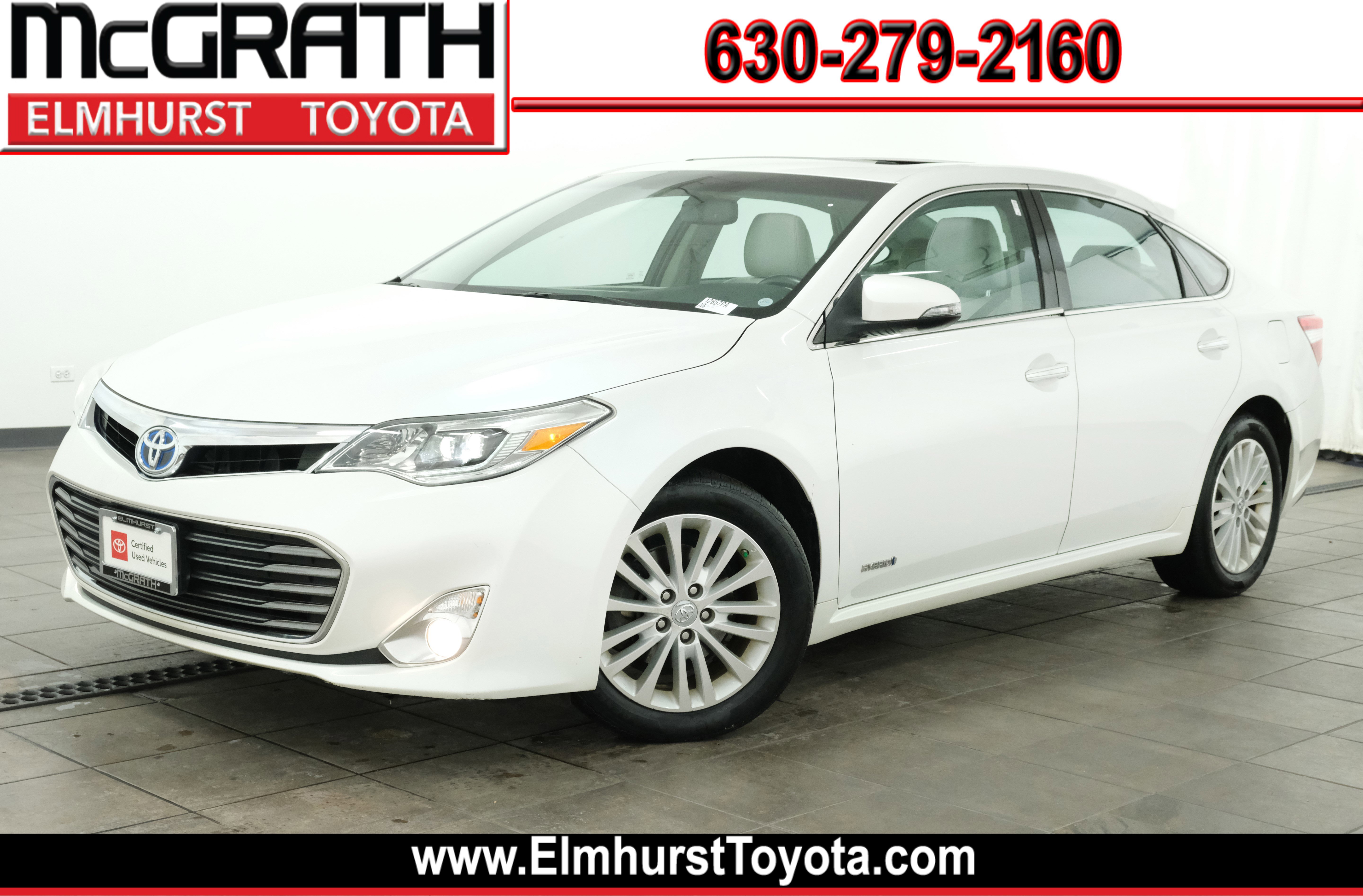 2015 Toyota Avalon Limited Hybrid's photo