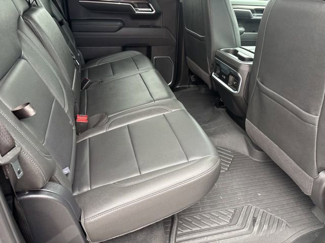 2025 Chevrolet Silverado 1500 LTZ photo 13