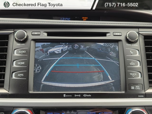 2019 Toyota Highlander XLE photo 12
