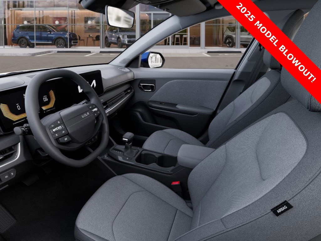 2025 Kia K4 LXS photo 14