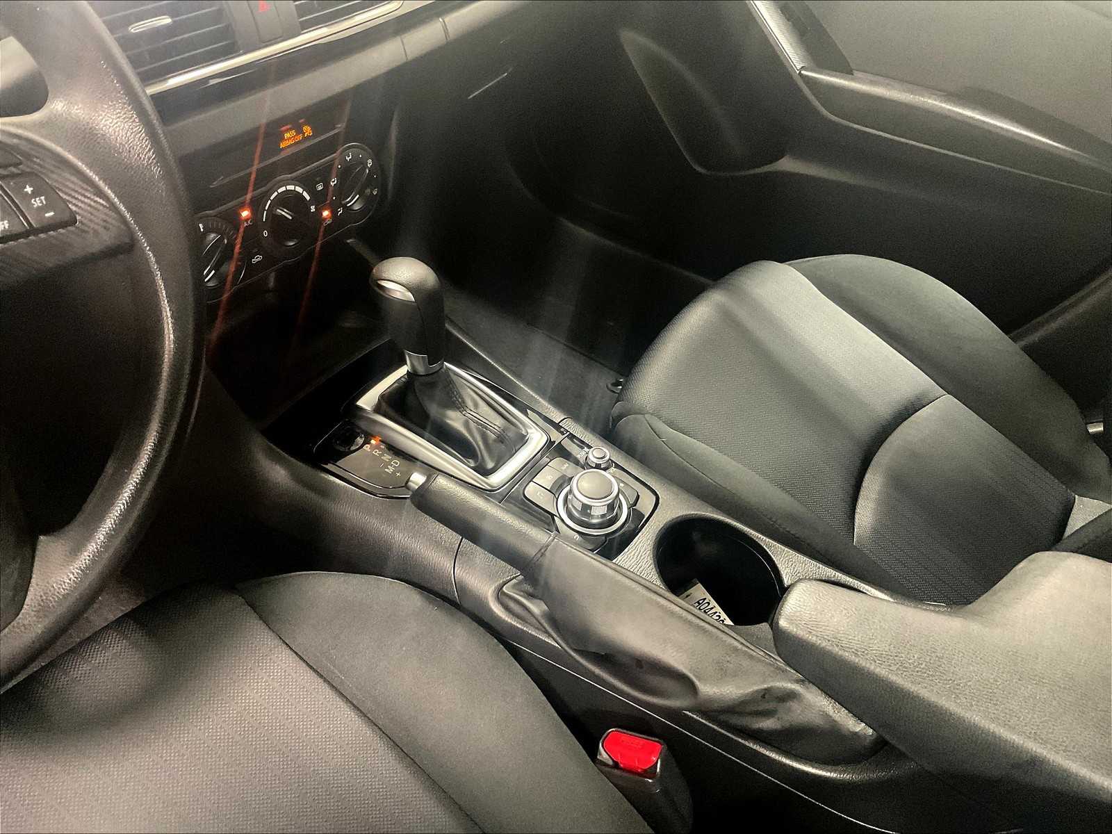 2016 Mazda Mazda3 i Sport photo 19