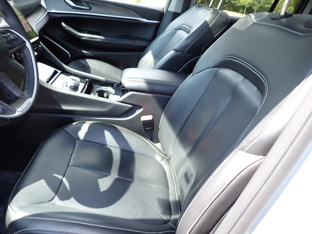 2022 Jeep Grand Cherokee Limited photo 15