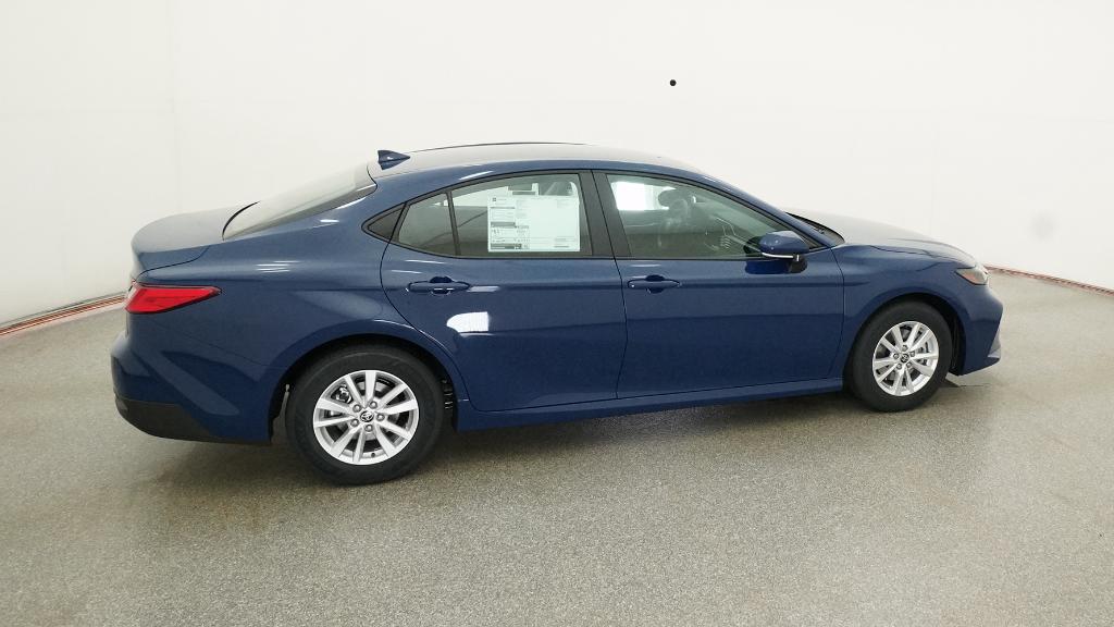 2025 Toyota Camry LE photo 24
