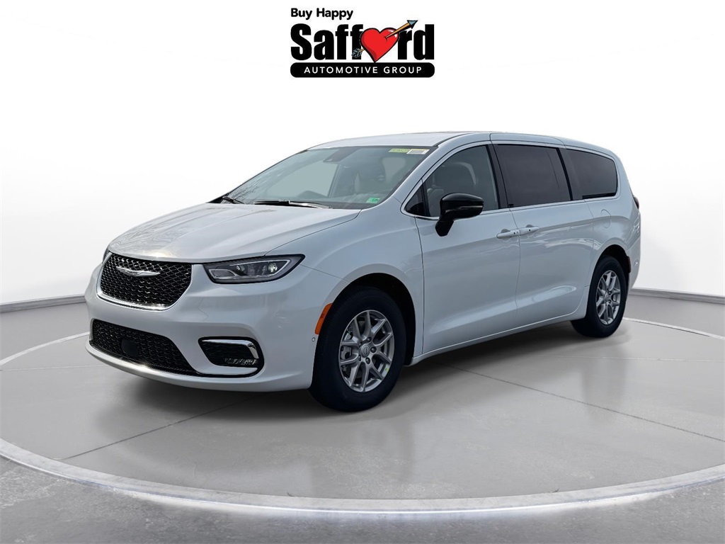 2026 Chrysler Pacifica Select's photo