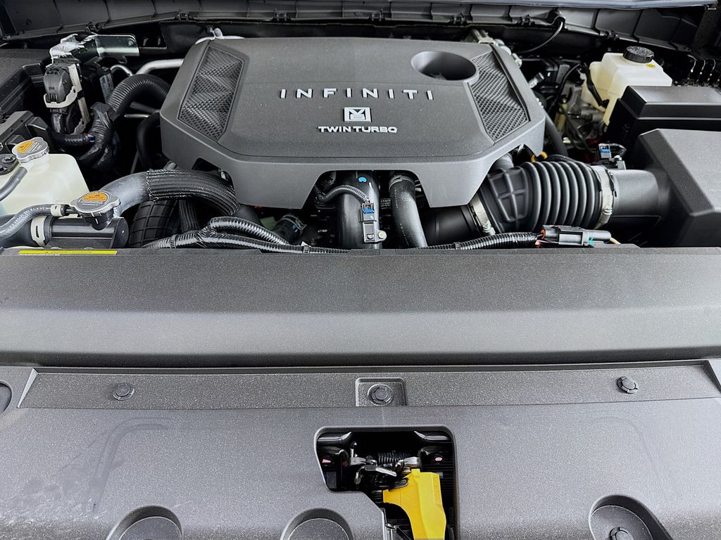 2025 Infiniti QX80 Sensory photo 32