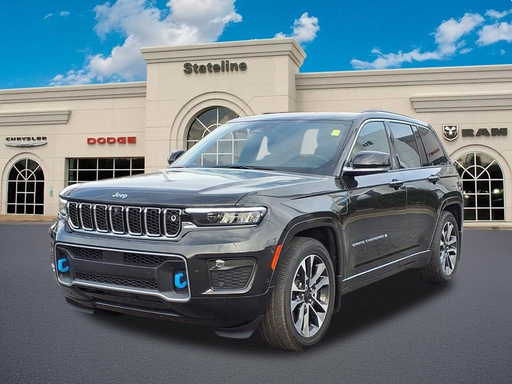 2023 Jeep Grand Cherokee Overland 4xe's photo