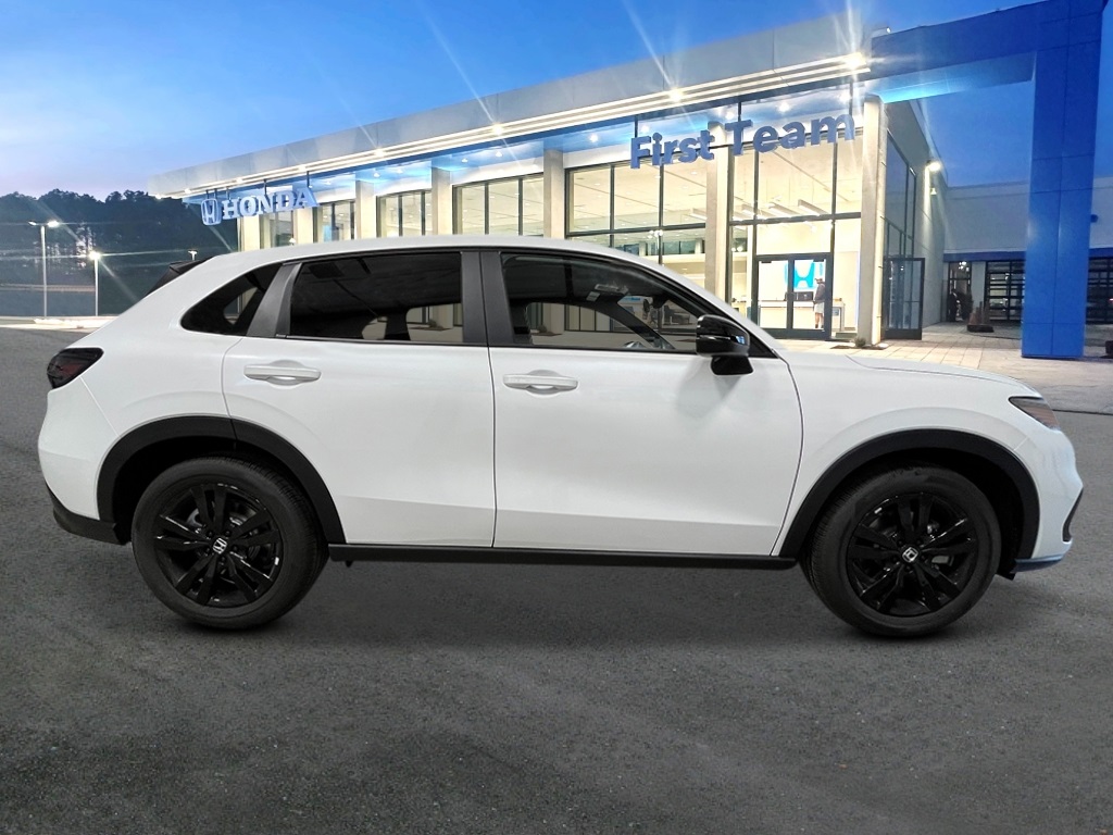 2026 Honda HR-V Sport photo 5