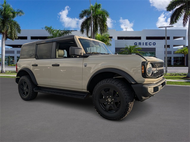 2025 Ford Bronco 4-Door Big Bend's photo