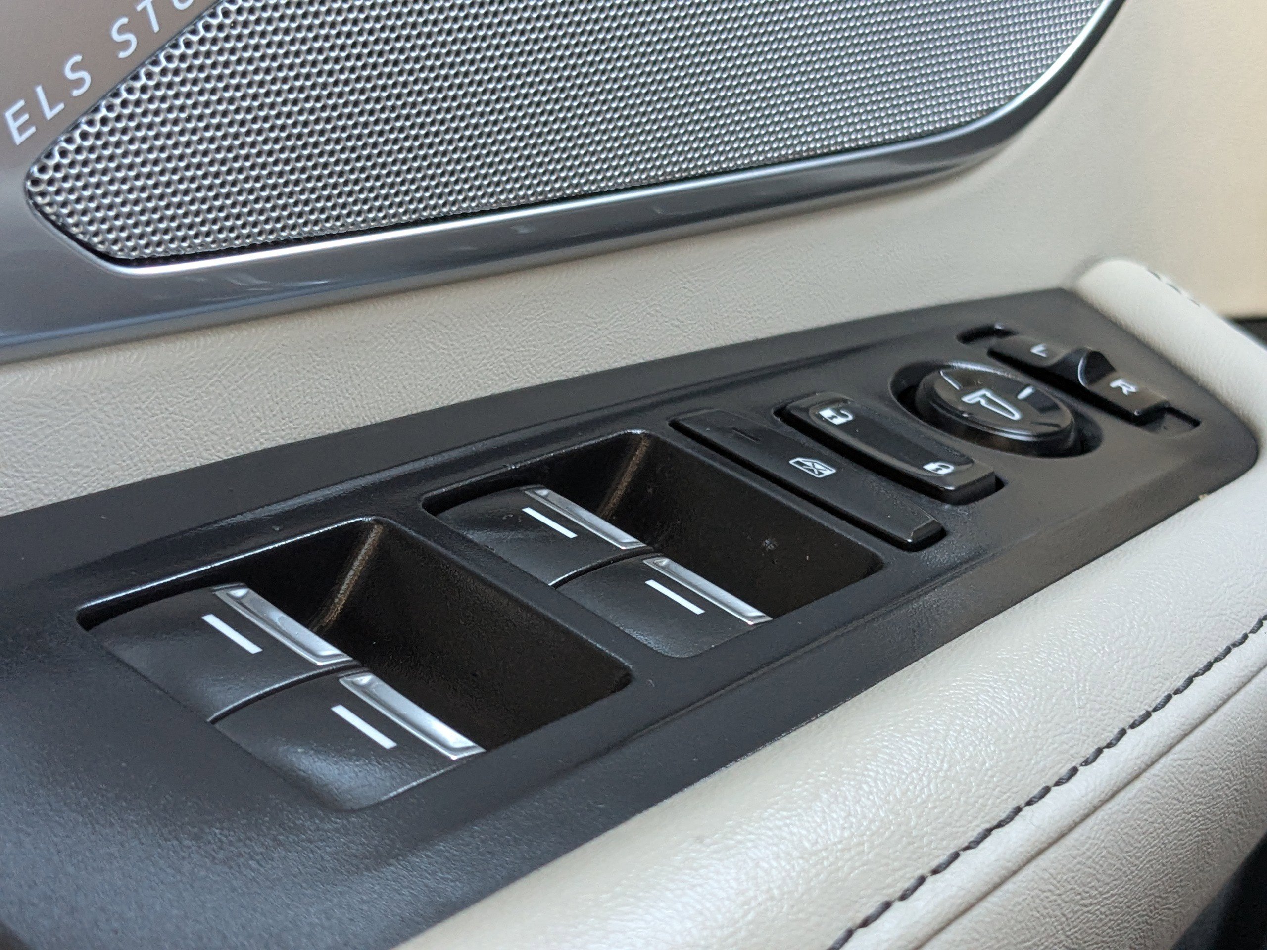 2025 Acura RDX Technology photo 27