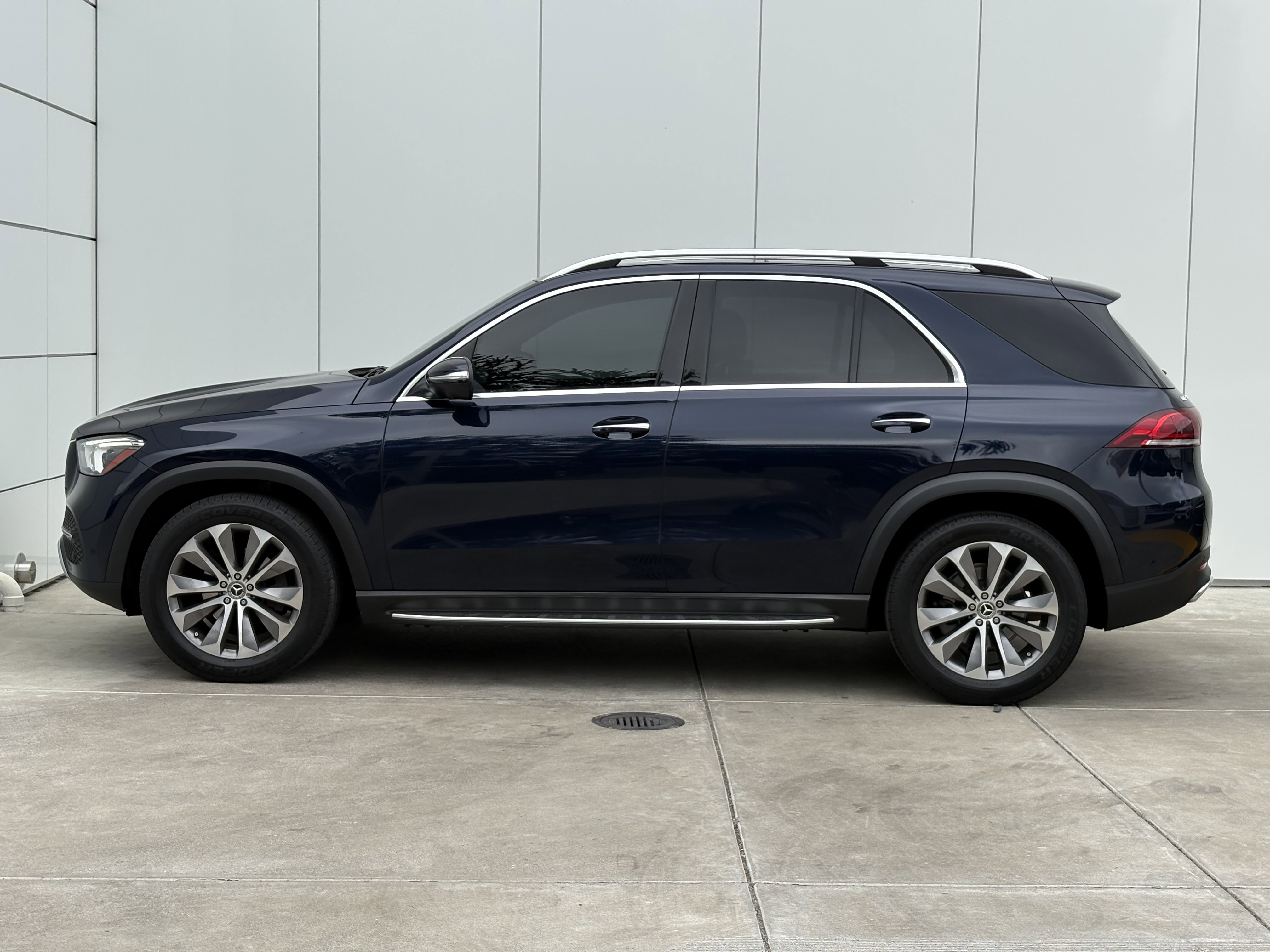 2020 Mercedes Benz GLE 350 4MATIC photo 3