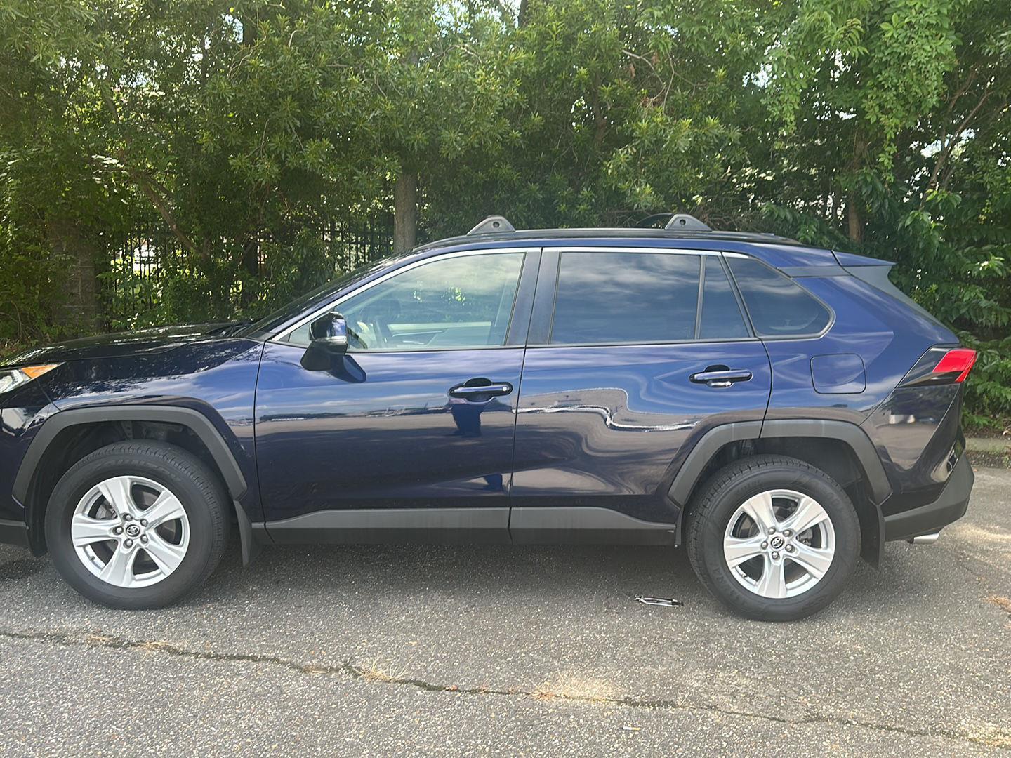 2019 Toyota RAV4 XLE photo 19