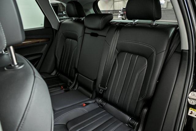 2023 Audi Q5 40 Premium Plus photo 12
