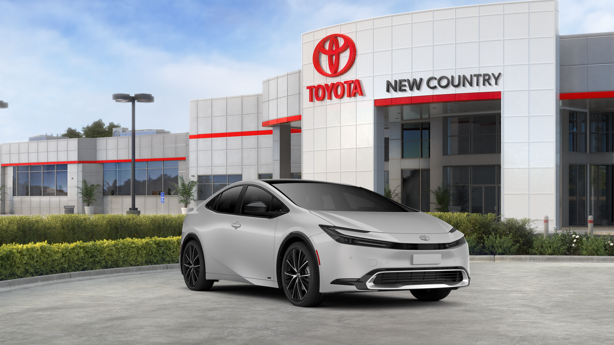2026 Toyota Prius XLE photo 15