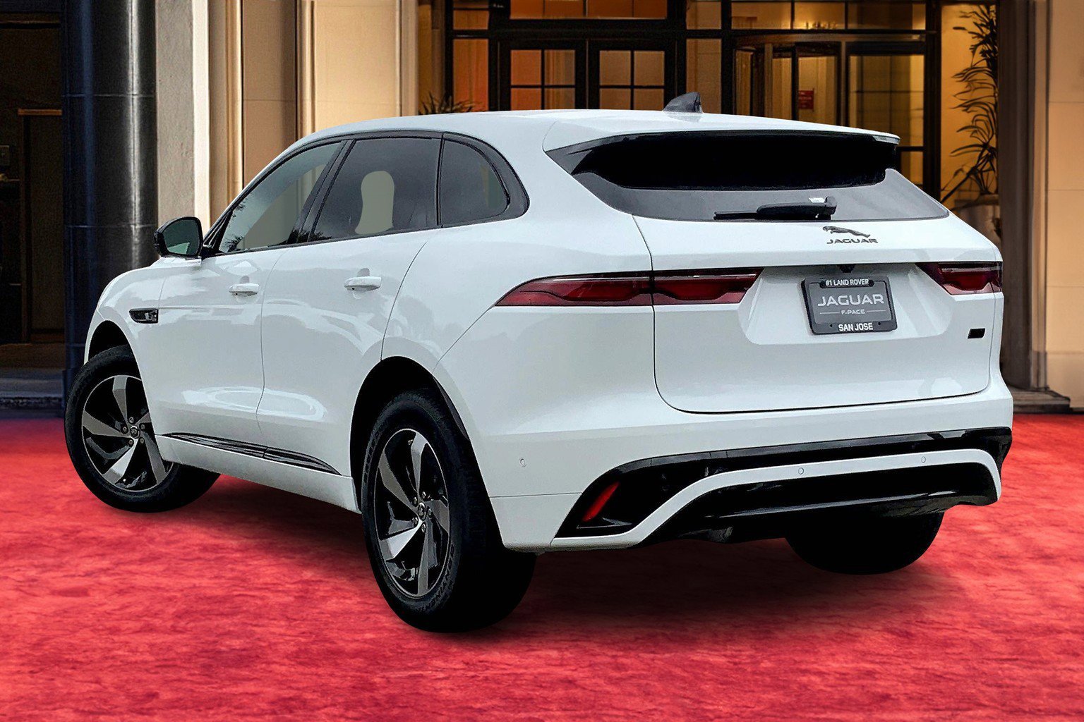 2026 Jaguar F-PACE P250 R-Dynamic S photo 3