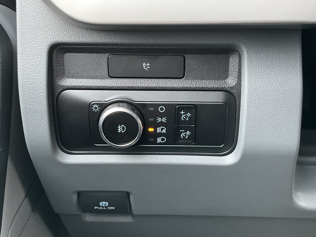 2024 Ford F-600 photo 10