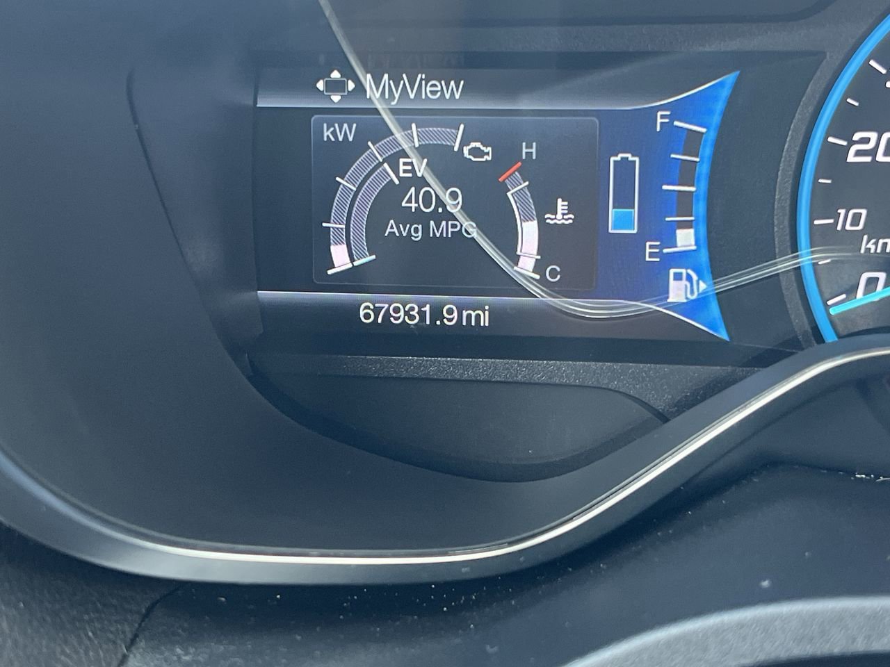 2017 Ford C-Max Hybrid SE photo 27