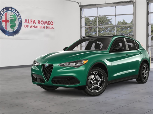2025 Alfa Romeo Stelvio Intensa's photo