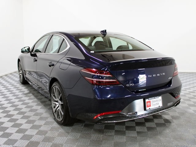 2023 Genesis G70 2.0T photo 3